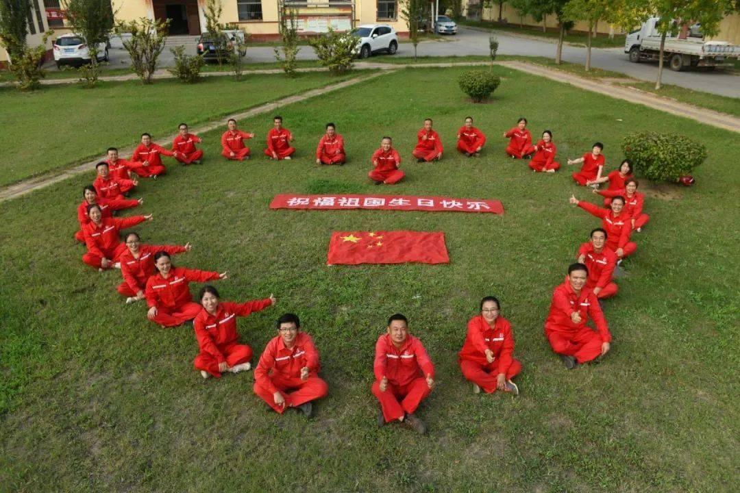 逃离幻想金字塔
